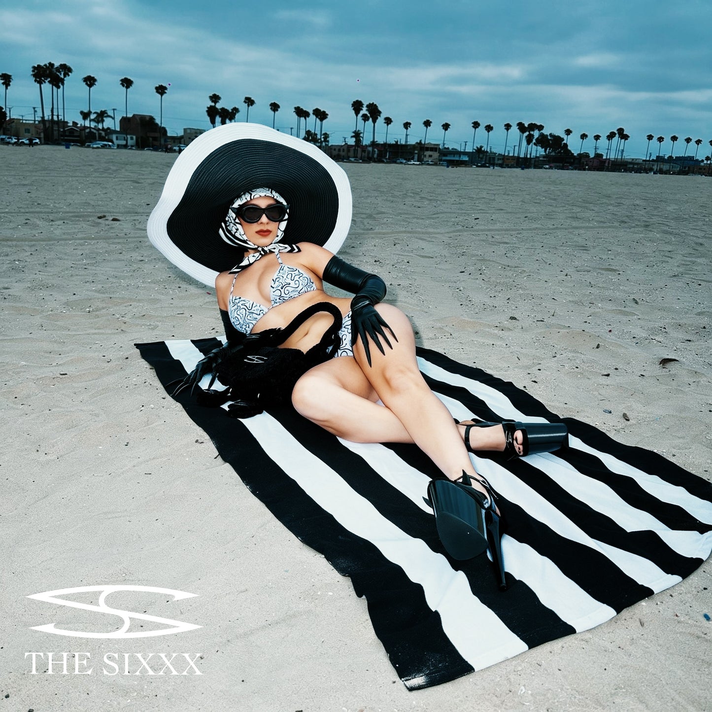 HOTTER THAN HELL 2PC BIKINI