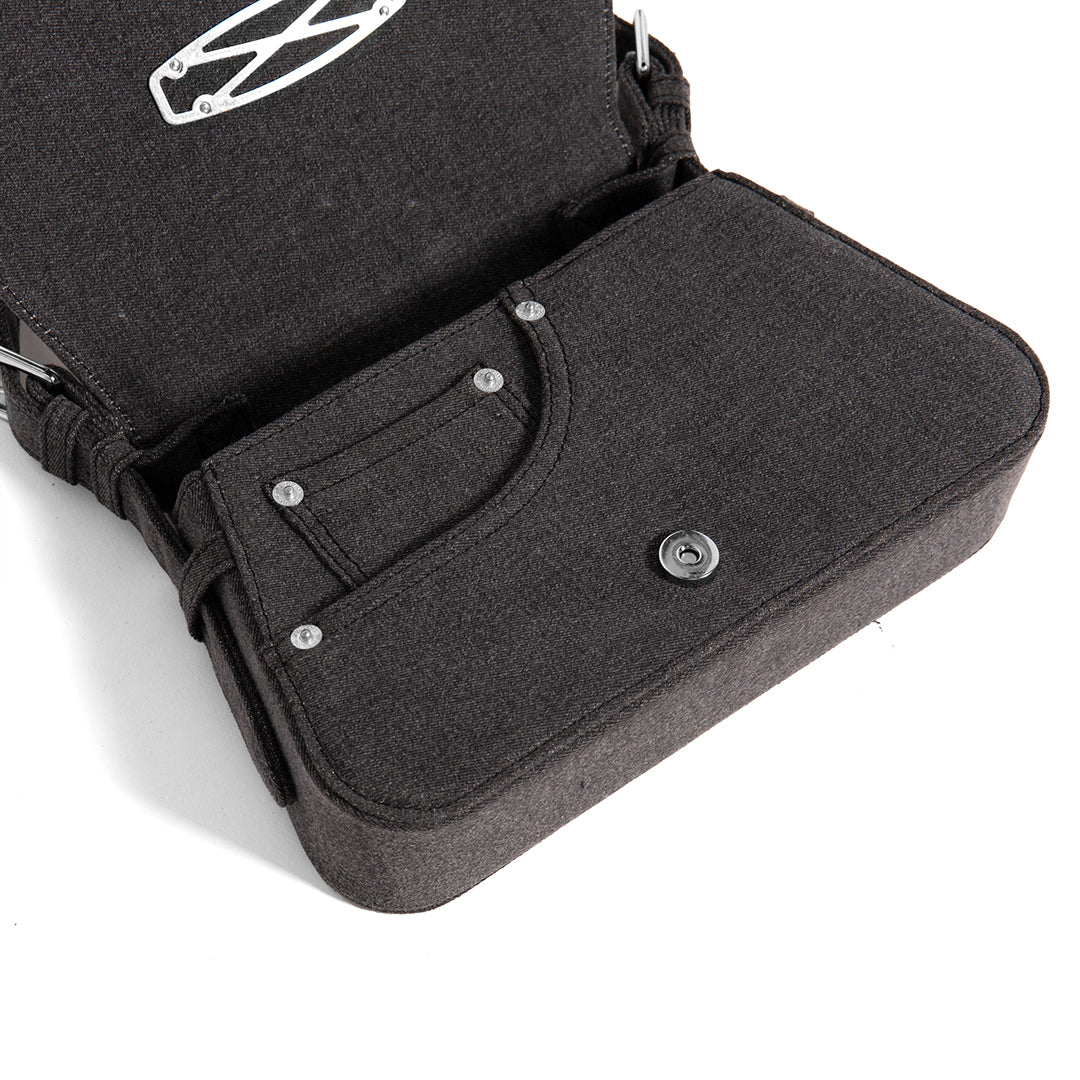REVENGE SHOULDER BAG