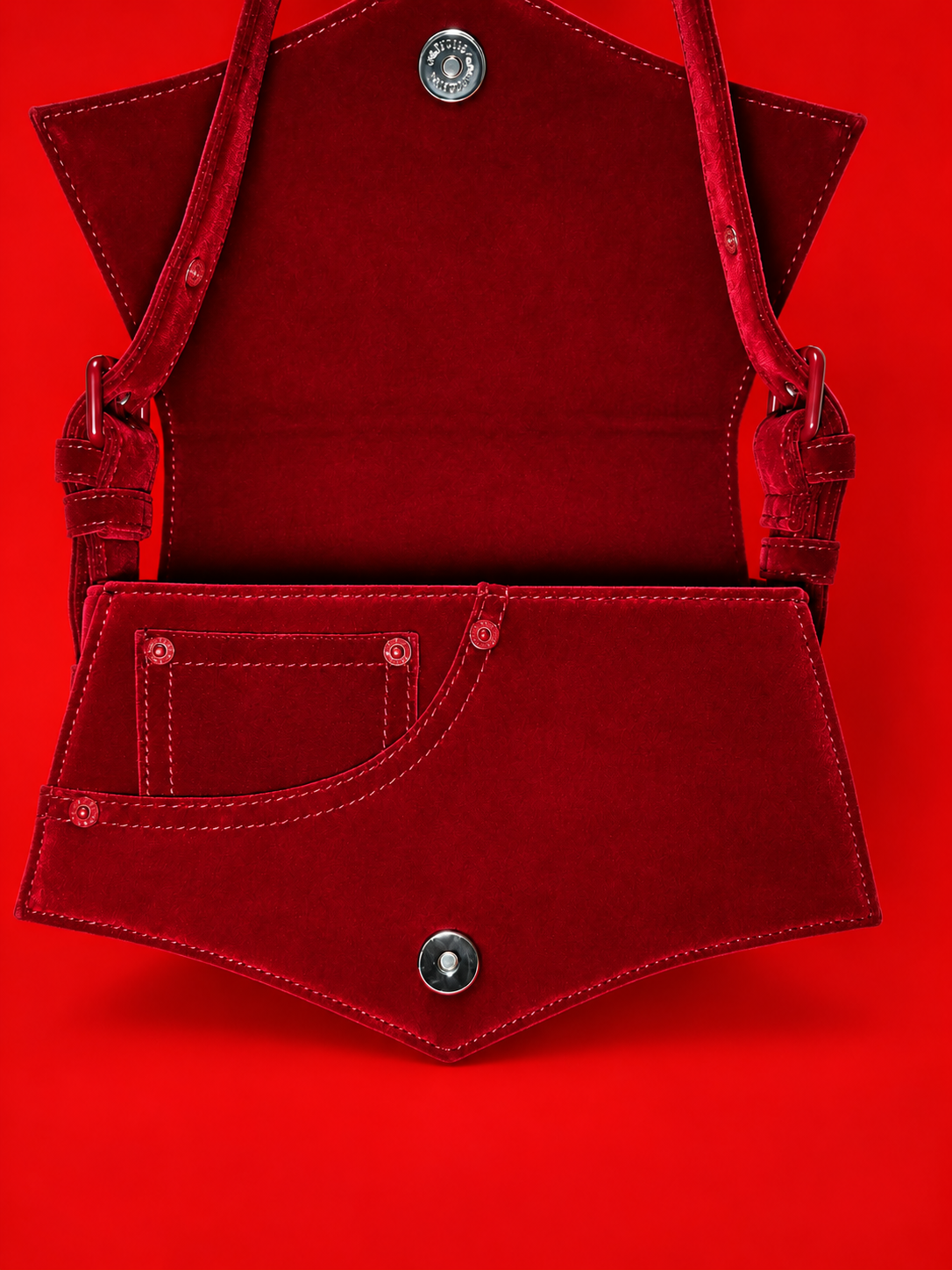 ICON SHOULDER BAG