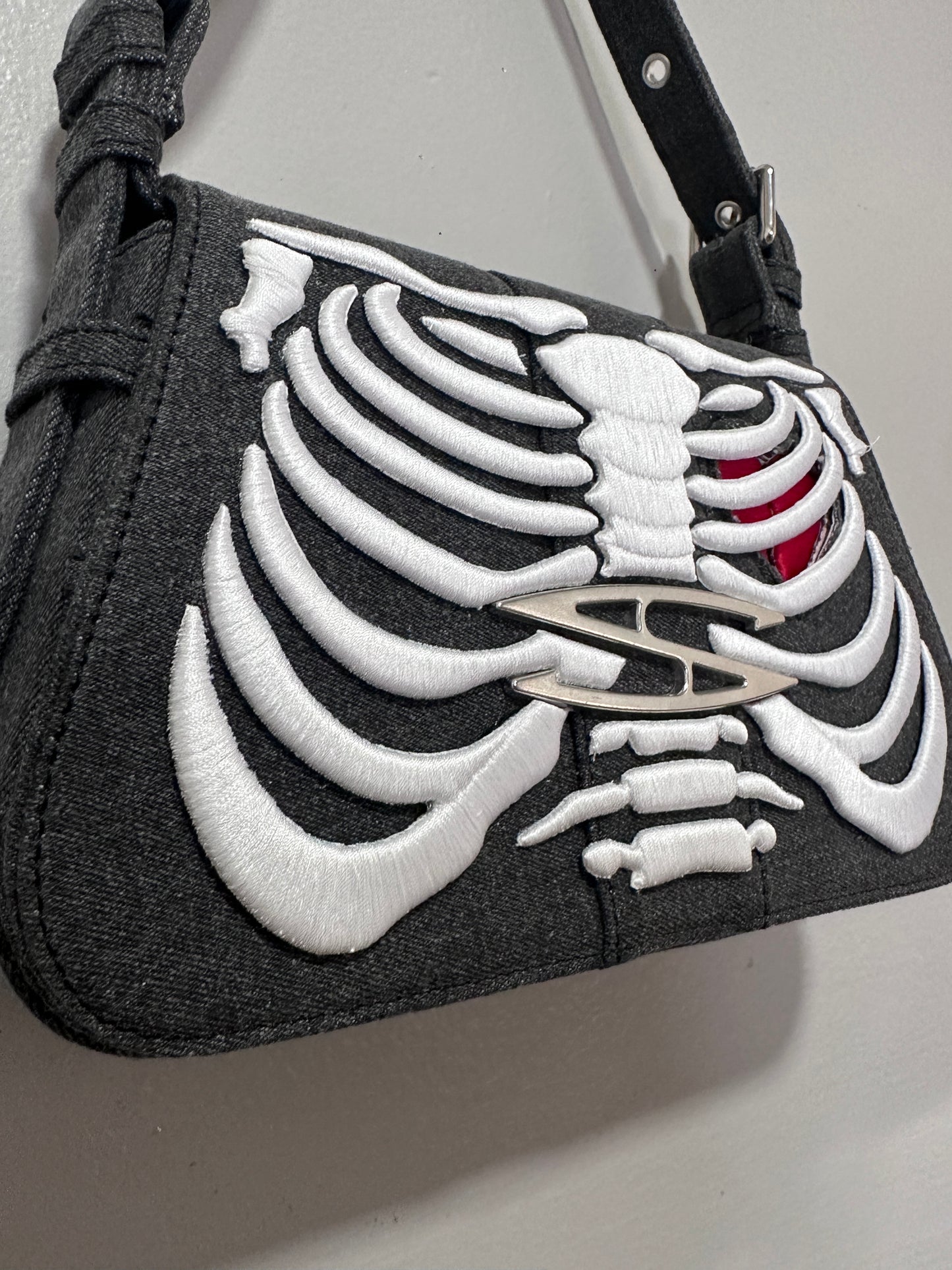 LIMITED XXX BAG 01